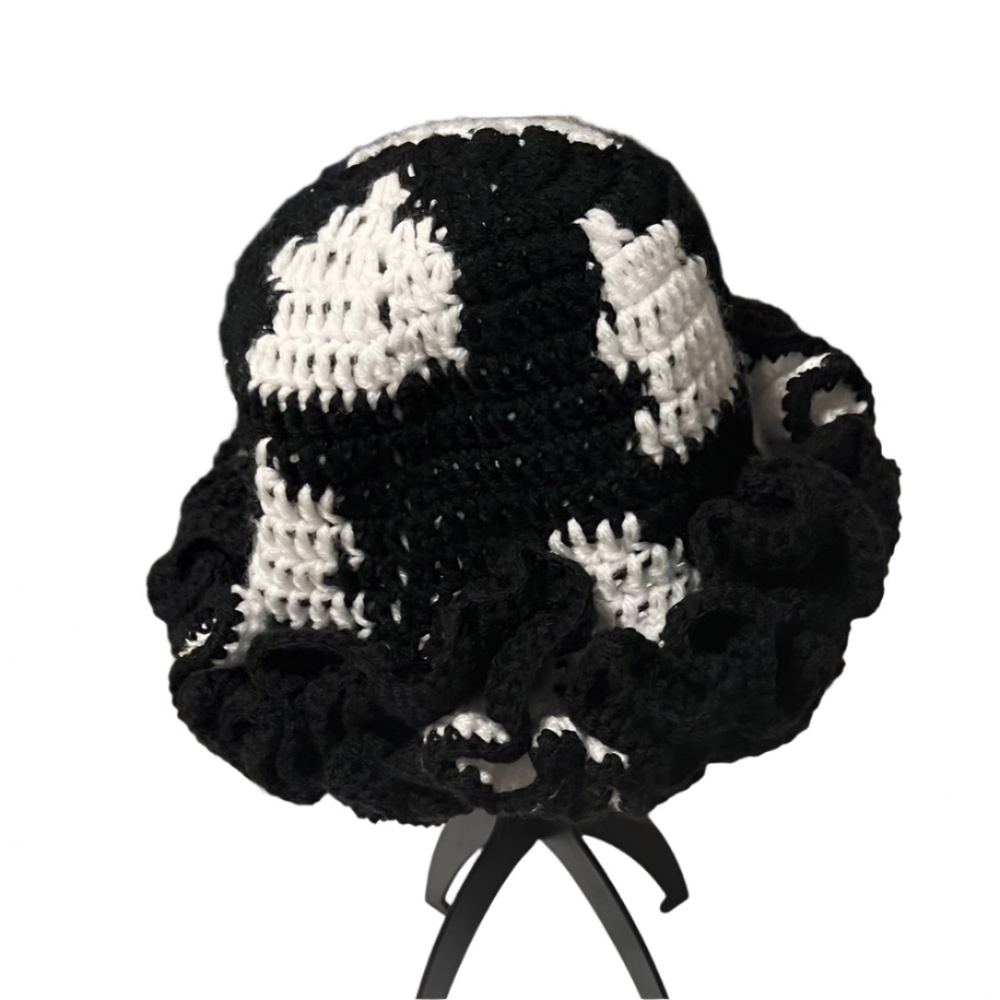 ThreadsByHannah Handmade Black and White Ruffle Hat
